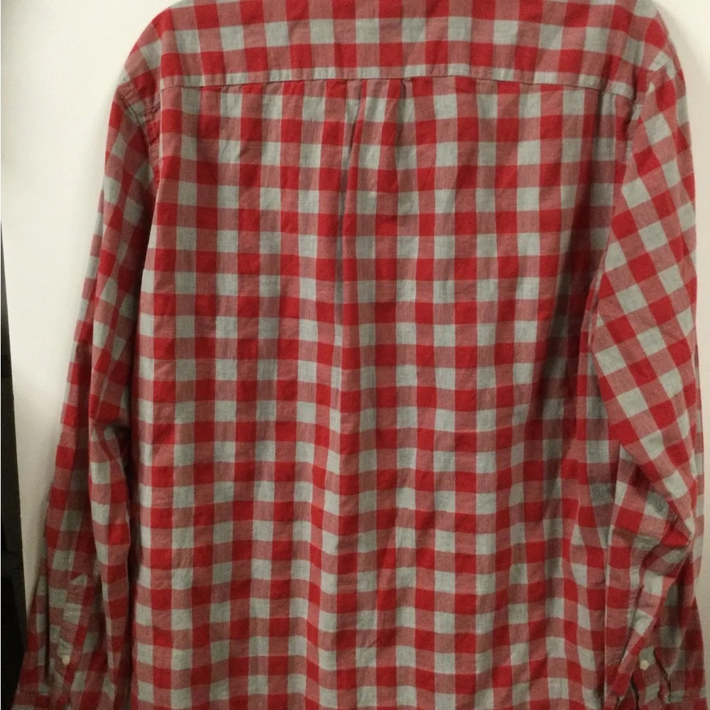 GAP Red and Gray Check Casual Button-Down Shirt